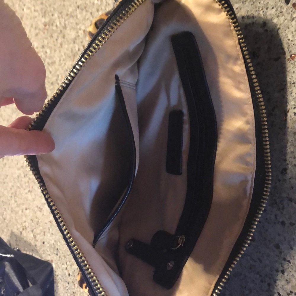 Purse - Picture 3 of 4